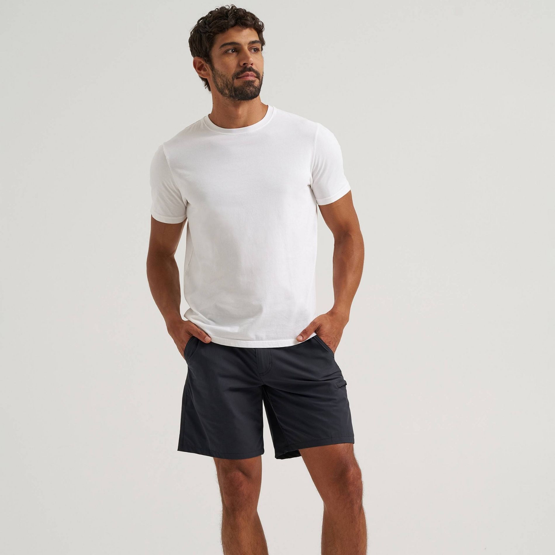 Wrangler Men's 8" ATG Side Zip Utility Shorts