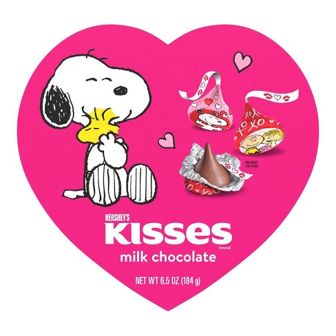 Hershey's Kisses Milk Chocolate Candy, Holiday Gift Box, 8.5 Oz. 