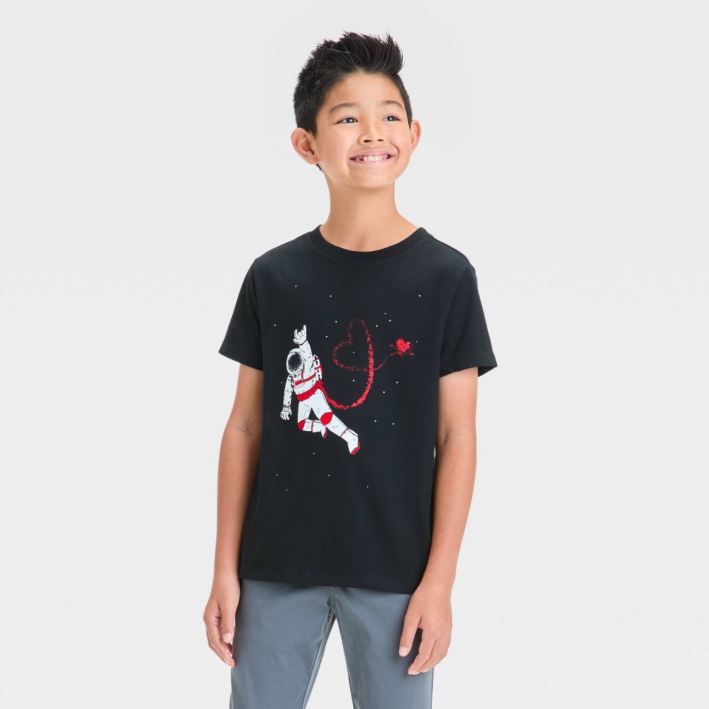 Assorted Size And Style Clothing 