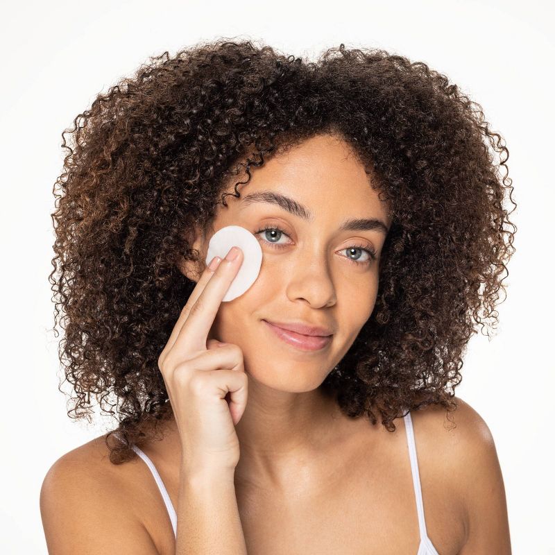 Neutrogena Oil-Free Liquid Eye Makeup Remover Solution - 3.8oz, 4 of 11