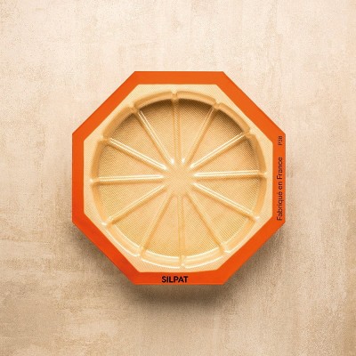 Silpat #1 Non-Stick Mold, Handcrafted in France Since 1965, Trusted by Chefs, Certified Food Safe (Round Cake Mold - 12 Portions)