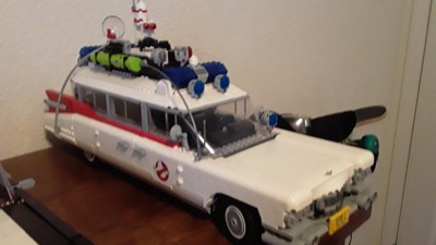 Ghostbusters™ ECTO-1 10274 | LEGO® Icons | Buy online at the Official LEGO®  Shop US