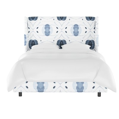 Skyline Furniture Lauran Wingback Bed in patterns