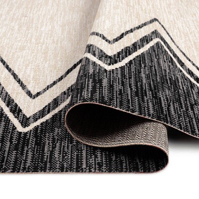 Black and Ivory Zig Zag Indoor/Outdoor Area Rug