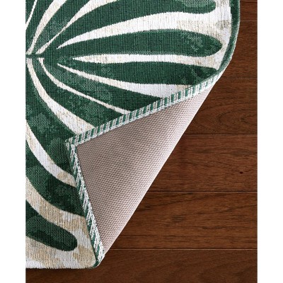 Green Jacquard Woven Polyester and Cotton Kitchen Mat 24" x 40"