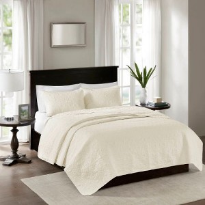 Sapphtopaz 3-Piece Reversible Quilt Set, Cottage-Inspired Stitch Pattern Sheet Set, Bedding Comforter Set for Women, Men, Kids & Teens - 1 of 4