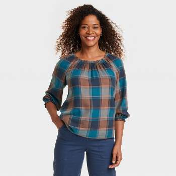 Women's Long Sleeve Classic Button-Down Shirt - Universal Thread™ Blue XS