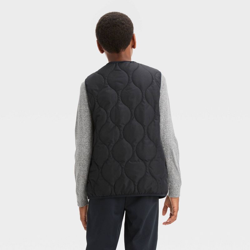Boys&#39; Quilted Vest - All In Motion™, 3 of 5