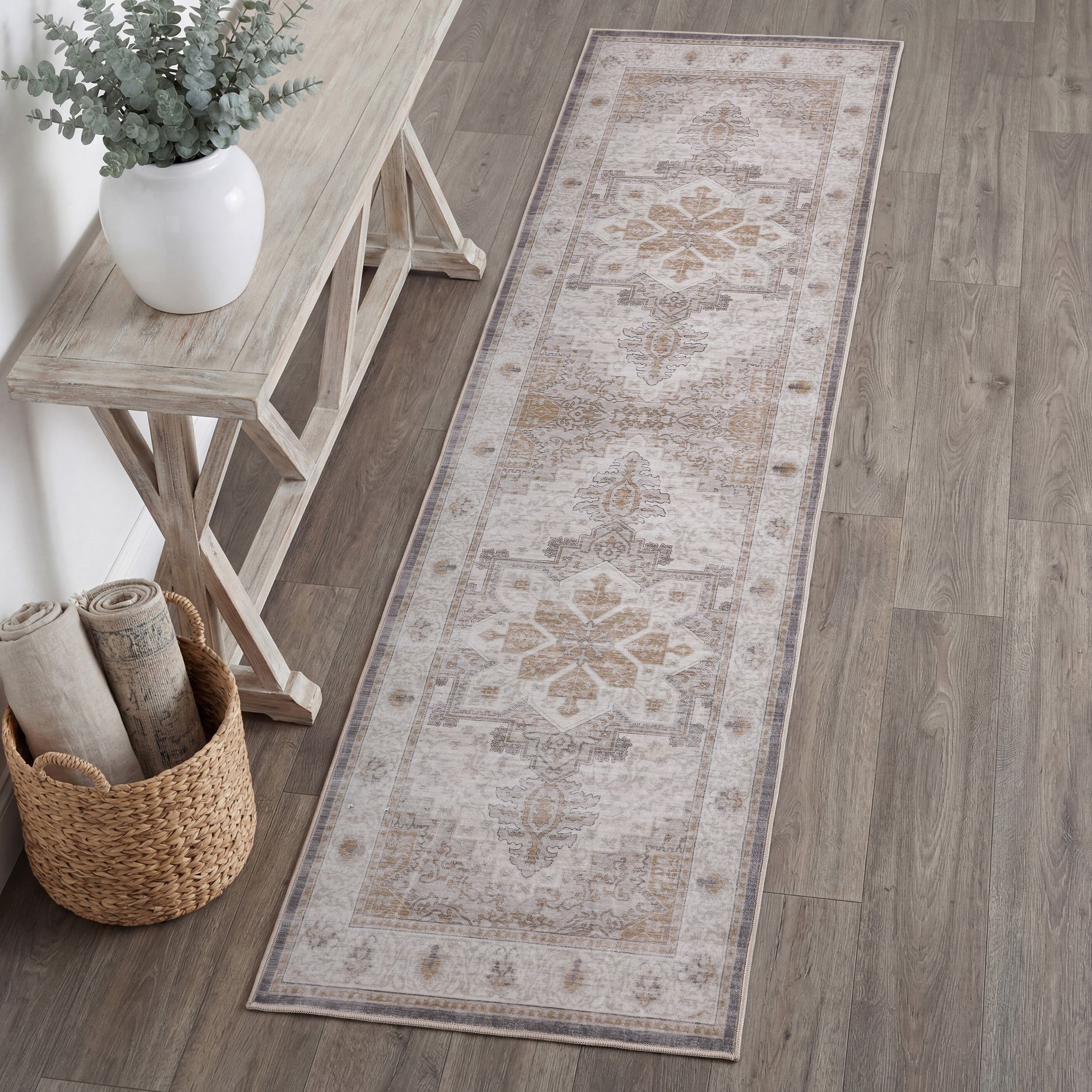JONATHAN Y Eleanor Vintage Medallion Border Non-Slip Machine-Washable Area Rug