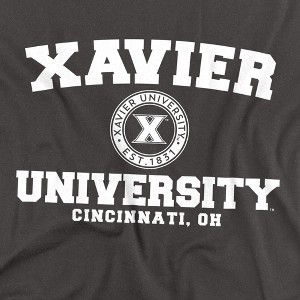 Men's Xavier University Official Circle Logo T-Shirt - 1 of 4