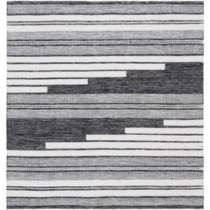 Kilim KLM448 Hand Woven Rugs - Safavieh - 1 of 4
