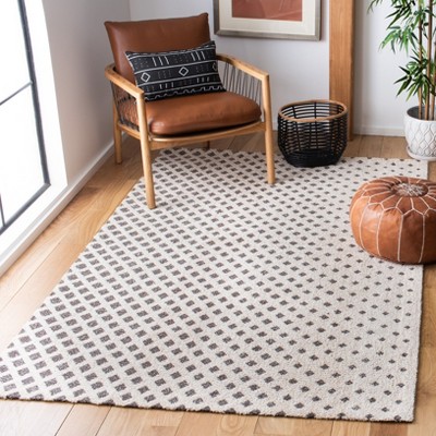Ivory and Natural Checkered Flat Woven 4' x 6' Area Rug
