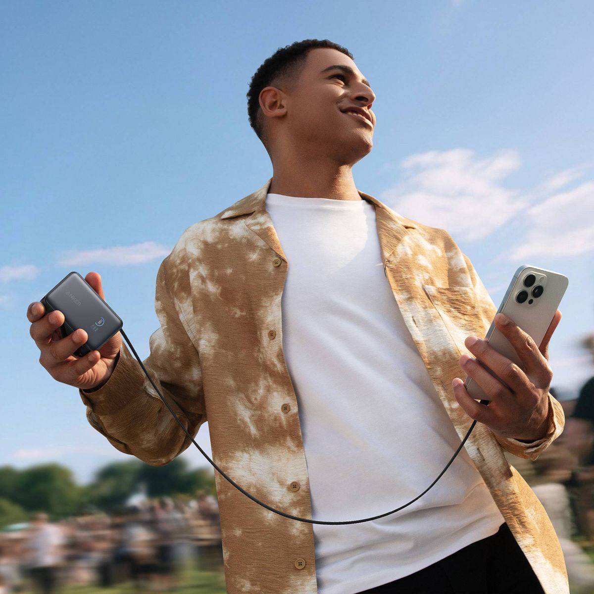 Anker 10000 mAh 45W with Built-In Retractable USB-C Cable - thumbnail 3