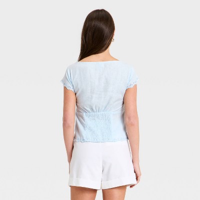 Women’s Button-Front Scalloped Hem Top – A New Day