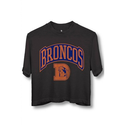 Women's Wo's Denver Broncos Blitz Mock Neck Crop Tee - Junk Food