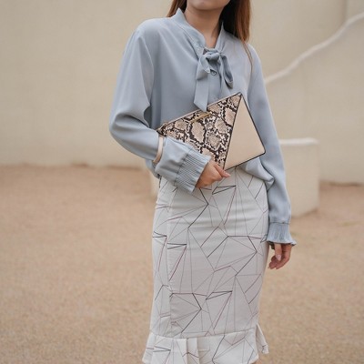 MKF Collection Iris Snake Embossed Women’s Tote Bag with matching Wristlet Pouch by Mia K - Beige — фото 4