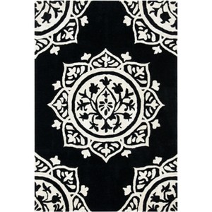 Bella BEL136 Hand Tufted Indoor Rugs - Safavieh - 1 of 3