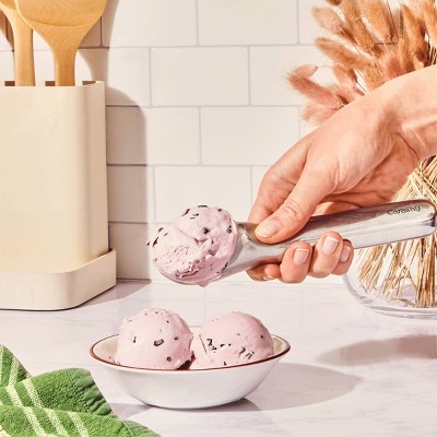 Stainless Steel Ergonomic Ice Cream Scoop, 7.2" Handle
