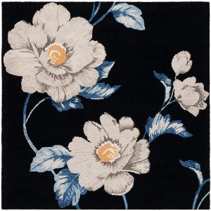 Jardin JAR739 Hand Tufted Indoor Rugs - Safavieh - 1 of 4