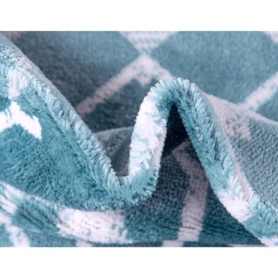 Turquoise and White Synthetic 6' x 9' Trellis Area Rug
