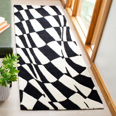 Hand-Tufted Modern Elegance Black Wool & Viscose Runner Rug - 2'6" x 8'