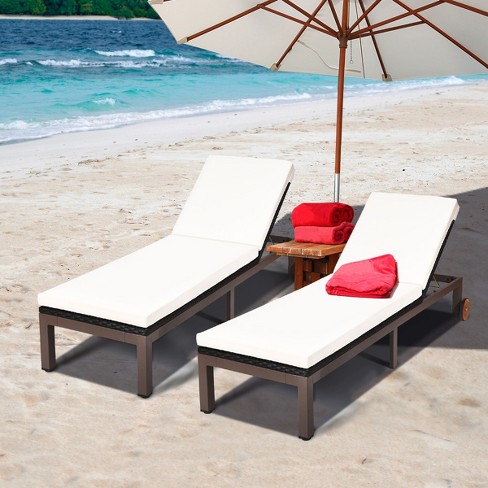 Wide outdoor best sale lounge chairs