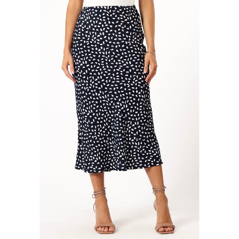 Mid length skirts target clearance