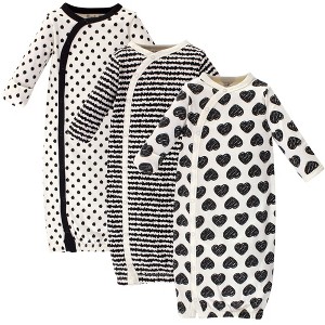 Touched by Nature Baby Girl Organic Cotton Side-Closure Snap Long-Sleeve Gowns 3pk, Heart - 1 of 4