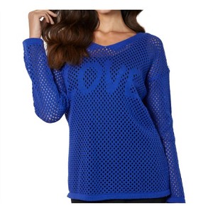 Women's LOVE Crochet V-Neck Top - french kyss - 1 of 2