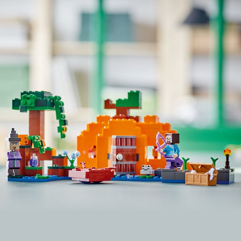 LEGO Minecraft The Pumpkin Farm Building Toy Set 21248, 4 of 8