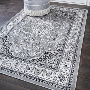 Palmette Modern Persian Floral Area Rug - JONATHAN Y - 1 of 4