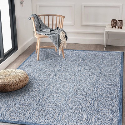 Bloomfield Easy-Care Blue Floral Synthetic 5' x 7' Rug