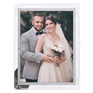 REGALWOVEN Glass Lightweight Family Wedding Picture Frame - 1 of 4