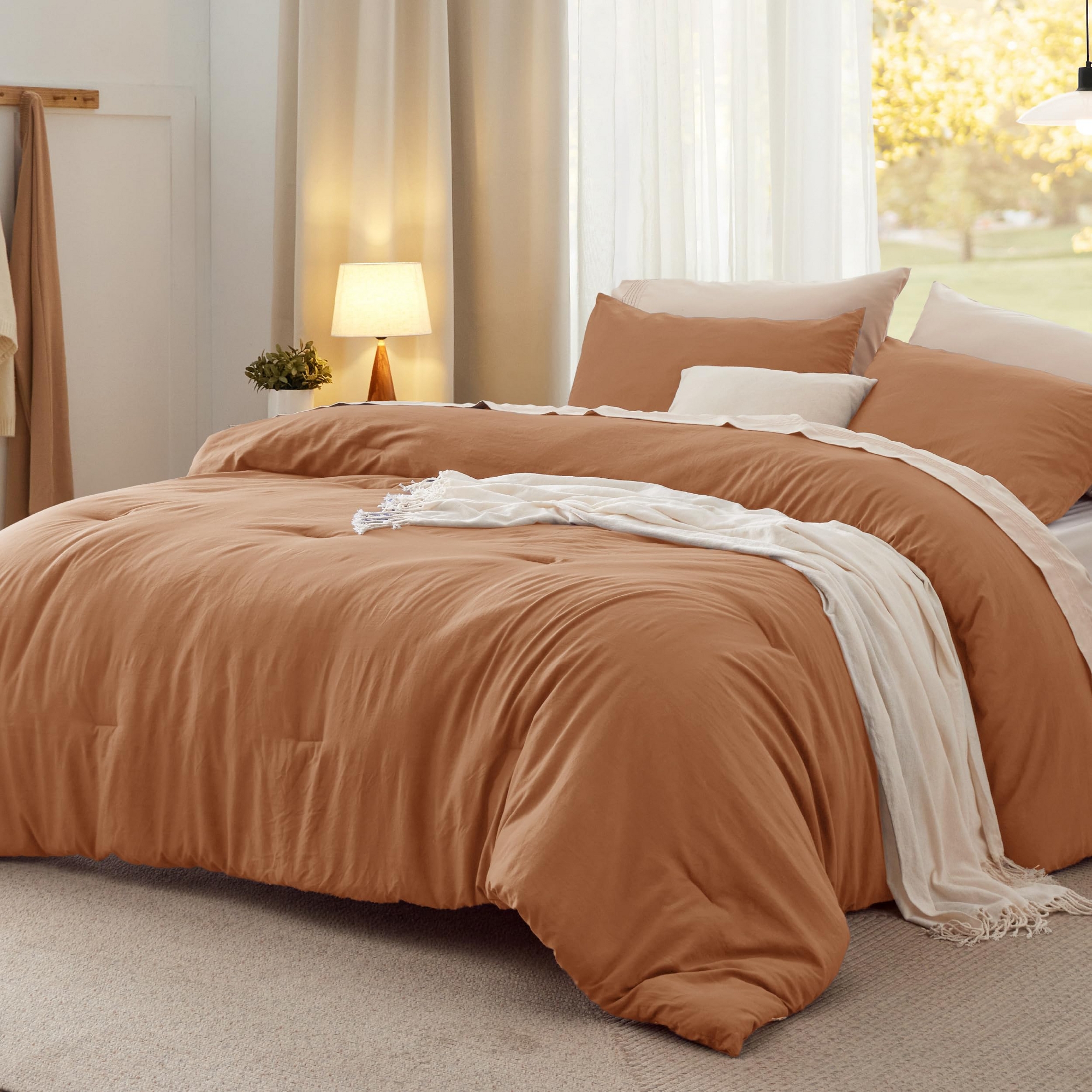 Bedsure Queen Size Comforter Set Pumpkin Soft Prewashed Bedding for All Seasons 3 Pieces GentleSoft™ Warm Down Alternative Bed Set Valentine Gift