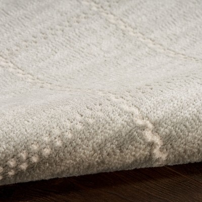 Light Grey Geometric 5' x 7' Synthetic Area Rug