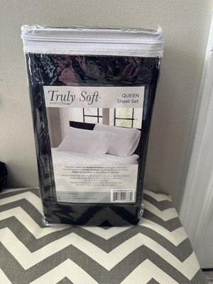 Truly Soft Everyday Black Queen Sheet Set