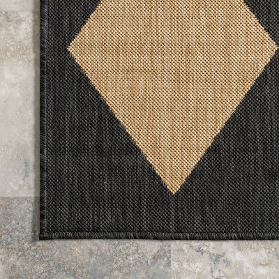 Dark Grey and Beige Diamond Pattern Indoor/Outdoor Area Rug
