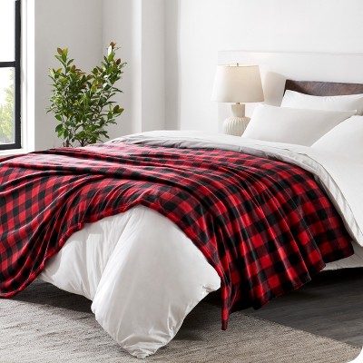 Luxurious King-Sized Buffalo Plaid Red/Black Microplush Fleece Blanket
