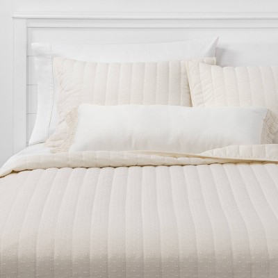 Full/Queen 4pc Fairlawn Solid Quilt Set Cream - Threshold™