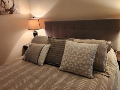 Guest review image 2 of 2, zoom in