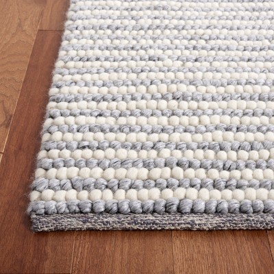 Ivory and Gray Tufted Handmade Wool Area Rug 5' x 8'