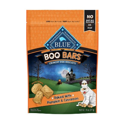 Blue Buffalo Boo Bars Crunchy Biscuits, Pumpkin & Cinnamon Halloween Dog Treats - 11oz