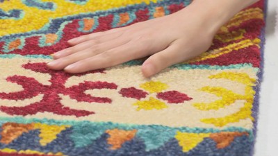 Ivory Tufted Handmade Wool Decorative Area Rug - 27"x8"