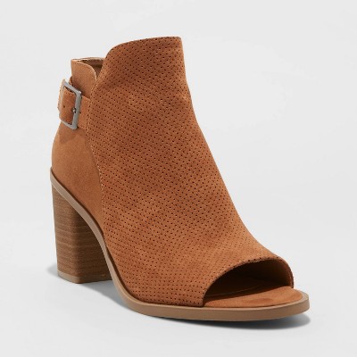 target block heel pump