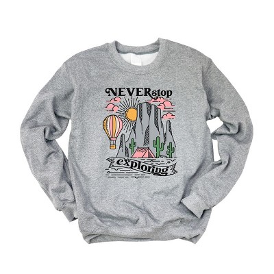 Simply Sage Market Women's Graphic Sweatshirt Never Stop Exploring - M - Graphite