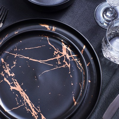 Black and Gold Porcelain 32-Piece Dinnerware Set, Service for 8