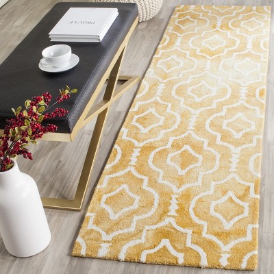 Gold and Ivory Hand-Tufted Wool Runner Rug 2'3" x 8'