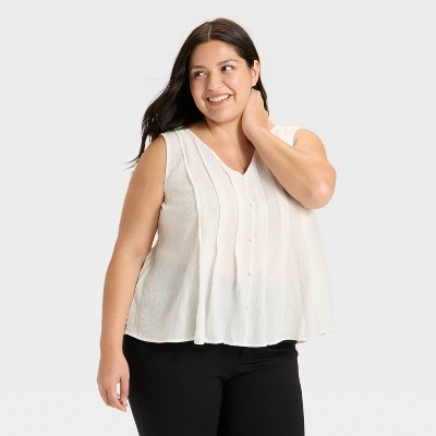 Women's Flutter Short Sleeve Knit T-Shirt - Ava & Viv™