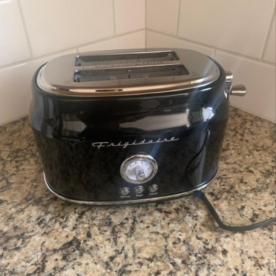 Frigidaire Retro Toaster Review 