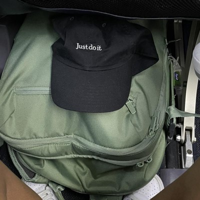35l medium travel backpack green